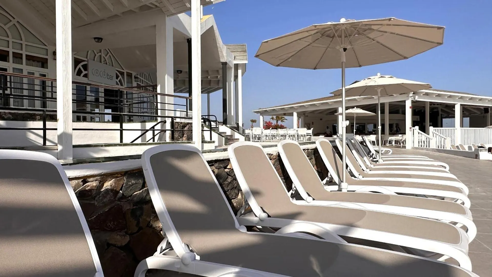 Aparthotel Caleta Dorada Caleta De Fuste 3*,