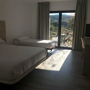 hostal-la-guineu.catalonia-hotels.com/